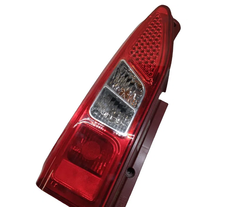 FEU ARRIERE GAUCHE PEUGEOT PARTNER 085521933