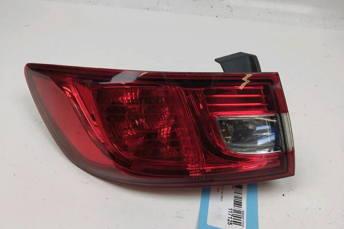 Feu arrière gauche Renault CLIO IV (BH_) 1.2 tce 120 (bhau) (2016) occasion