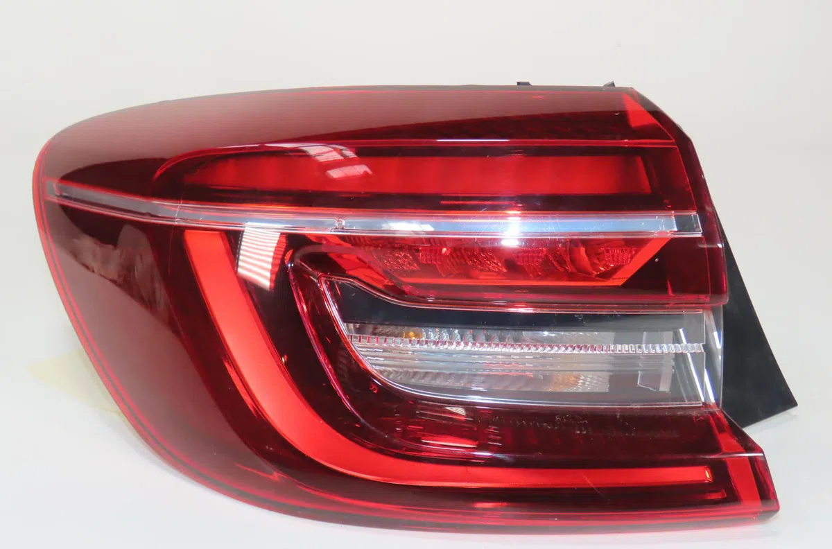 Feu arrière gauche Renault CLIO V (B7_) Tce 90 (b7mt) (2020) occasion