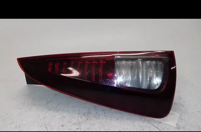 Feu arrière gauche Renault ESPACE IV (JK0-1_) 2.0 dci (jk01, jk02, jk1j, jk1k, jk1h) (2006) occasion