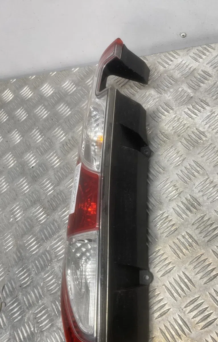 Feu arrière gauche RENAULT KANGOO 2 PHASE 2 occasion