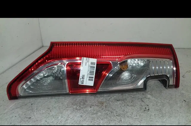 Feu arrière gauche Renault KANGOO Express (FW0-1_) 1.5 dci 75 (fw07, fw10, fw04) (2010) 4 portes occasion