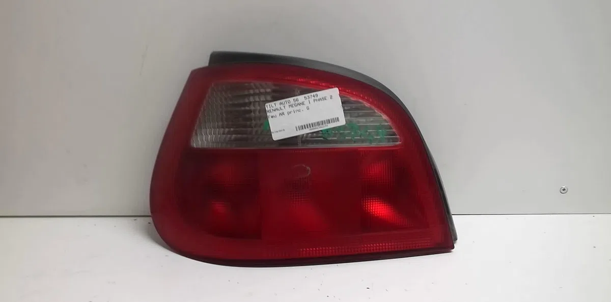 Feu arrière gauche Renault MEGANE I (BA0-1_) 1.9 dti (ba1u) (2001-2003) occasion
