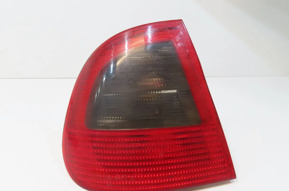 Feu arrière gauche Seat CORDOBA (6K1, 6K2) 1.9 tdi (1996-2002) occasion