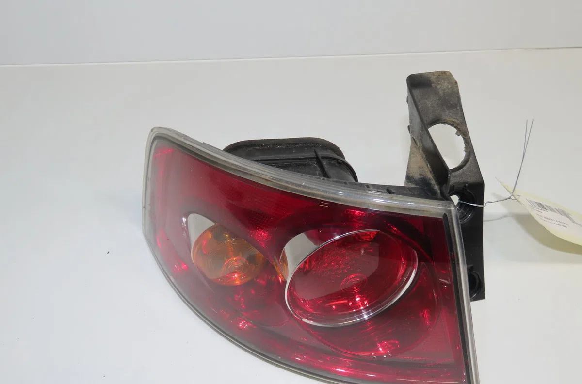Feu arrière gauche Seat IBIZA IV (6J5, 6P1) 1.4 (2008-2015) occasion
