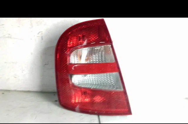 Feu arrière gauche Skoda FABIA I (6Y2) 1.4 (1999-2003) occasion