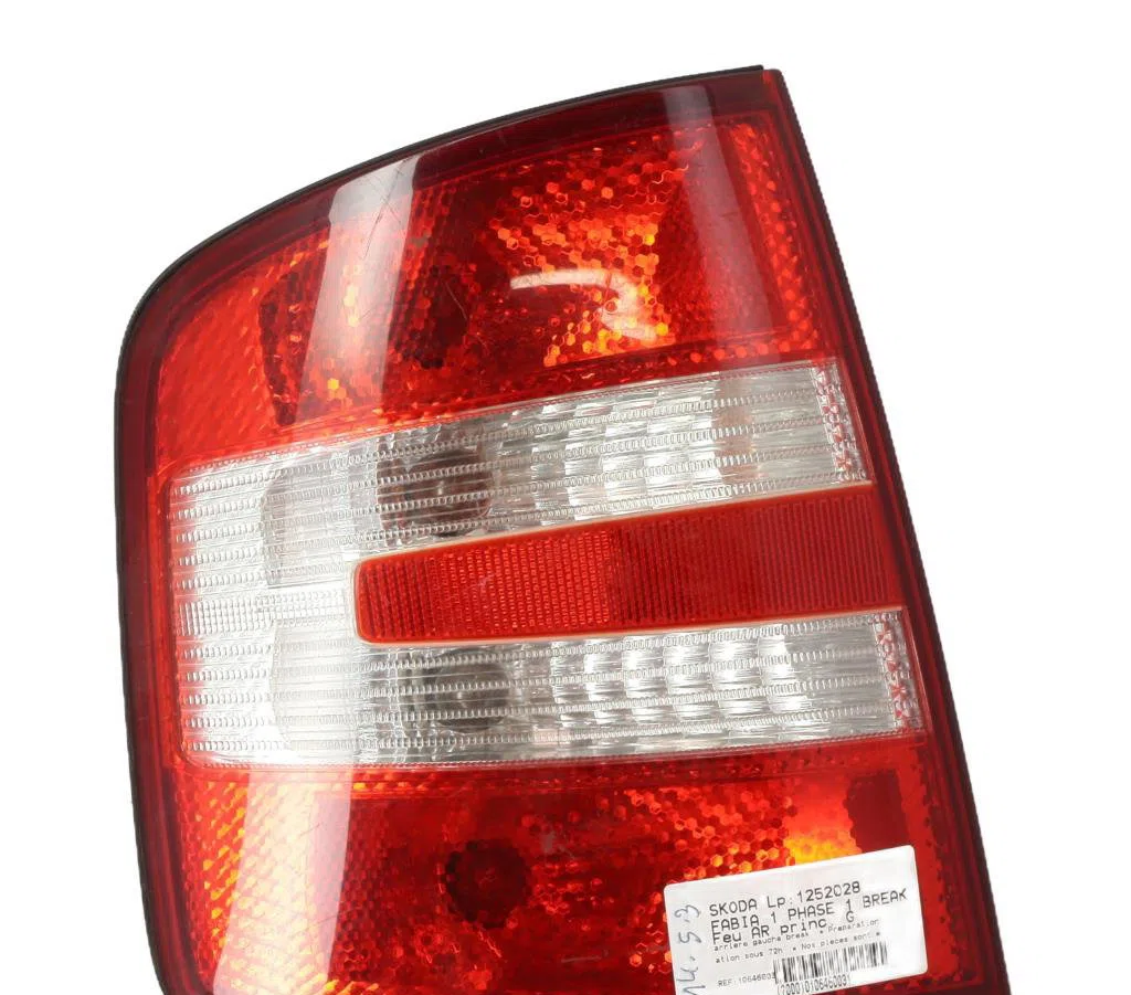 Feu arrière gauche Skoda FABIA I Combi (6Y5) 1.9 sdi (2000-2007) occasion