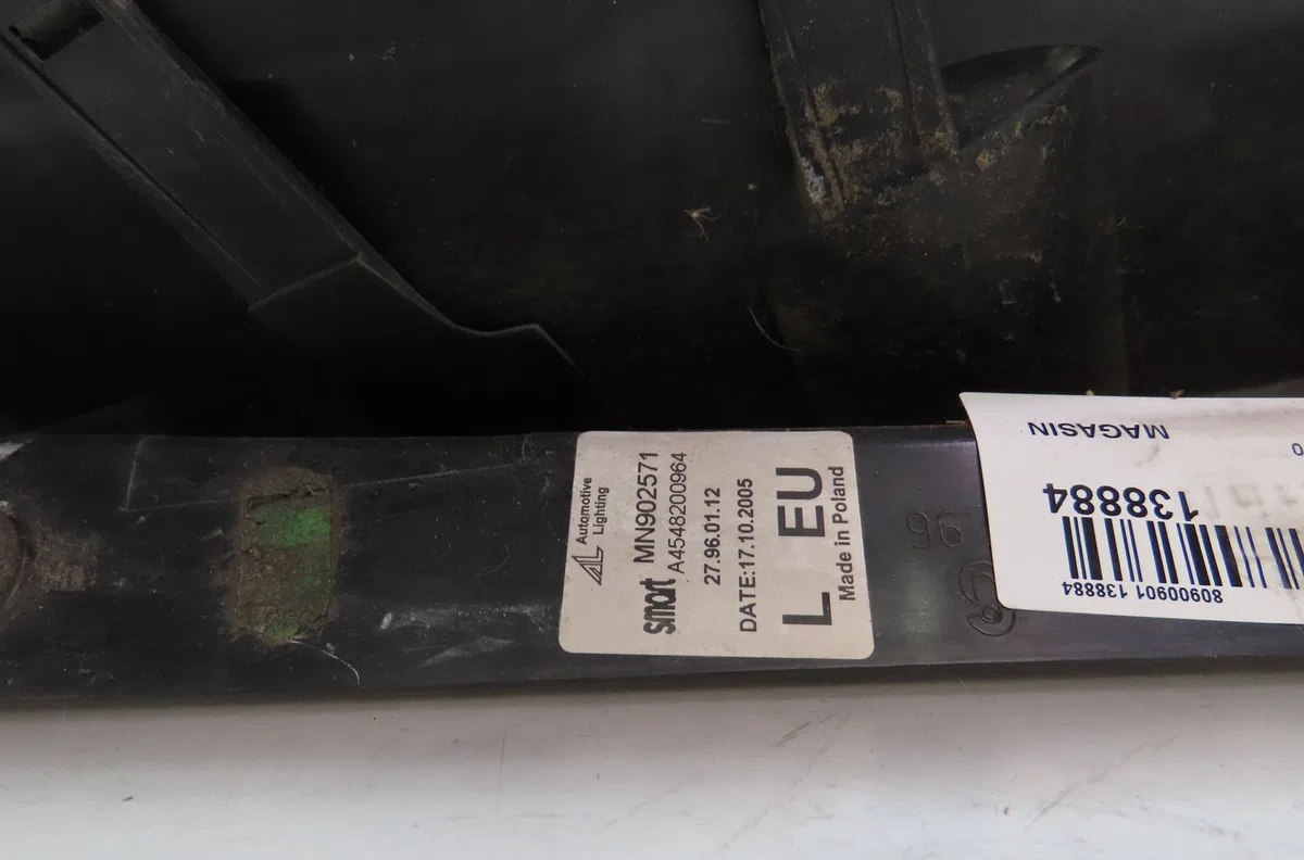 Feu arrière gauche Smart FORFOUR (454) 1.5 cdi (454.001) (2004-2006) occasion