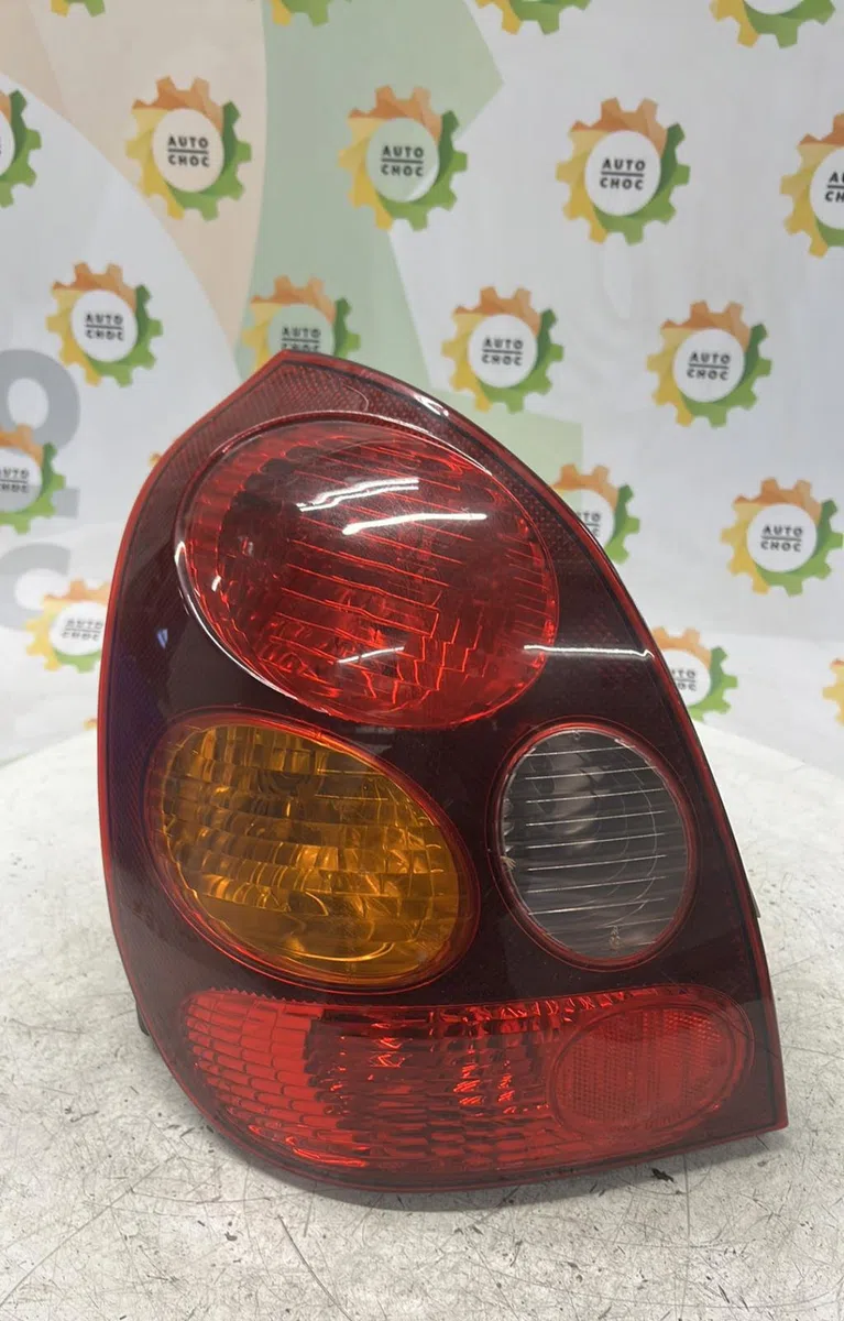 Feu arrière gauche TOYOTA COROLLA 9 PHASE 2 occasion