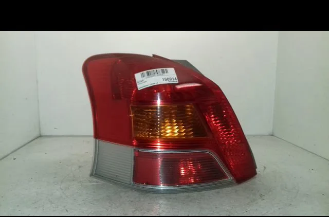 Feu arrière gauche Toyota YARIS (_P9_) 1.0 vvt-i (ksp90_) (2005-2011) 5 portes occasion