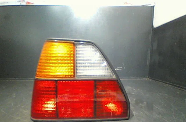 Feu arrière gauche Volkswagen GOLF II (19E, 1G1) 1.8 (1986-1990) occasion
