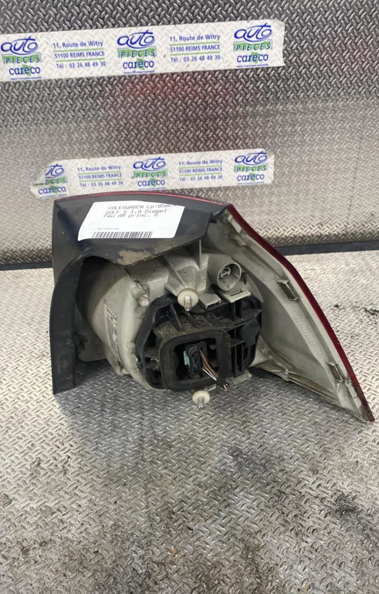Feu arrière gauche Volkswagen GOLF V (1K1) 1.9 tdi (2003-2008) 5 portes occasion