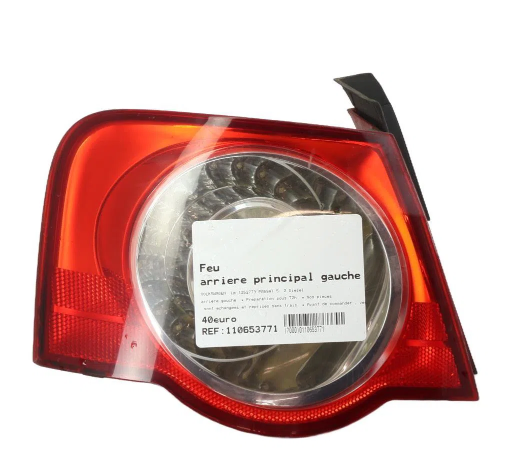 Feu arrière gauche Volkswagen PASSAT B6 (3C2) 2.0 tdi 4motion (2005-2009) occasion