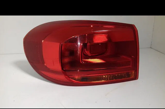 Feu arrière gauche Volkswagen TIGUAN (5N_) 2.0 tdi (2008-2018) 5 portes occasion