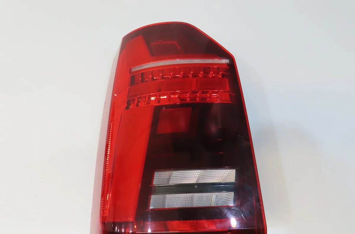 Feu arrière gauche Volkswagen TRANSPORTER VI Camion plate-forme-Châssis (SFD, SFE, SFL, SF 2.0 tdi 4motion (2015-2019) o