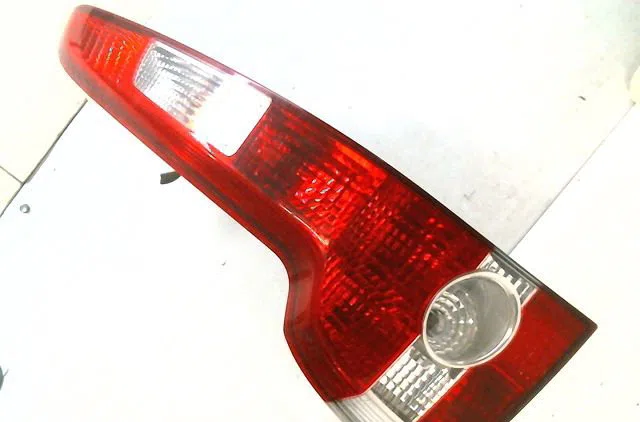 Feu arrière gauche Volvo V50 (545) 1.6 d (2005-2011) occasion