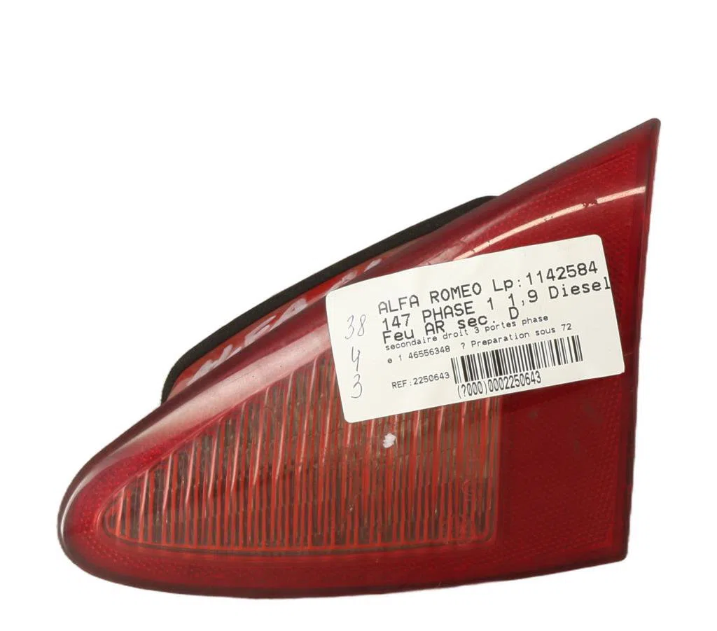 Feu arrière intérieur droit Alfa romeo 147 (937_) 1.9 jtd (937.axf1a, 937.bxf1a) (2003-2010) occasion