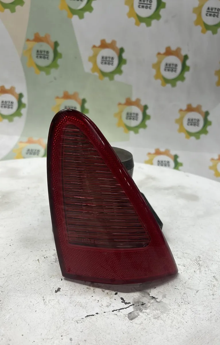 Feu arrière intérieur droit ALFA ROMEO 147 PHASE 1 occasion