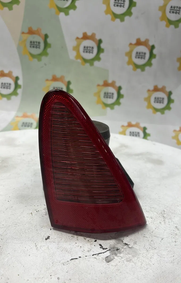 Feu arrière intérieur droit ALFA ROMEO 147 PHASE 1 occasion