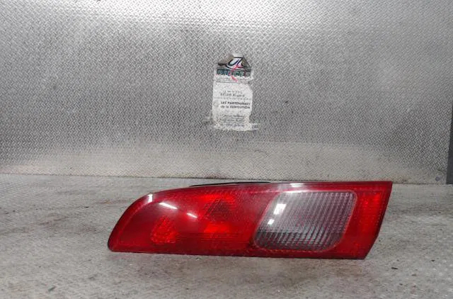 Feu arrière intérieur droit ALFA ROMEO 156 156 PHASE 3 BREAK occasion