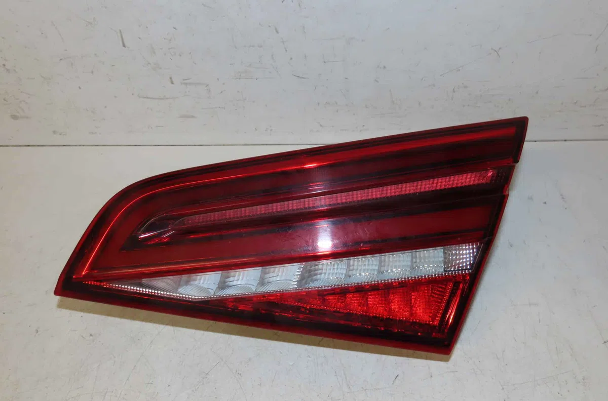 Feu arrière intérieur droit AUDI A3 III occasion