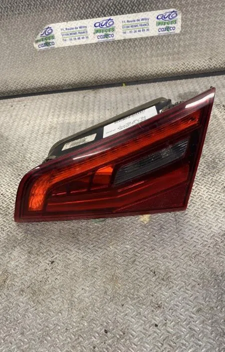Feu arrière intérieur droit Audi A3 Sportback (8VA, 8VF) 1.6 tdi (2012) 5 portes occasion