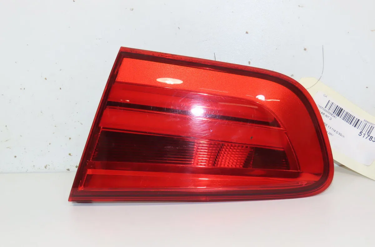 Feu arrière intérieur droit Bmw 1 (F20) 114 d (2012-2015) occasion