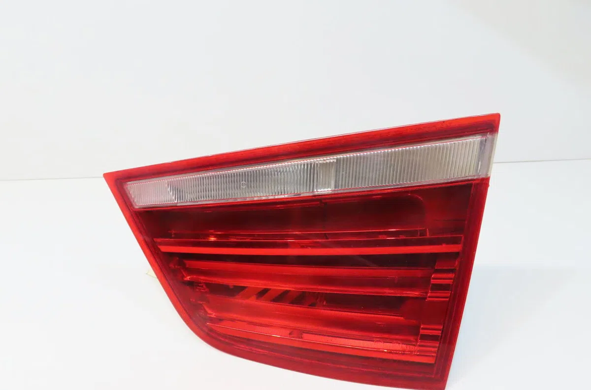 Feu arrière intérieur droit Bmw X3 (F25) Xdrive 20 d (2010-2014) occasion