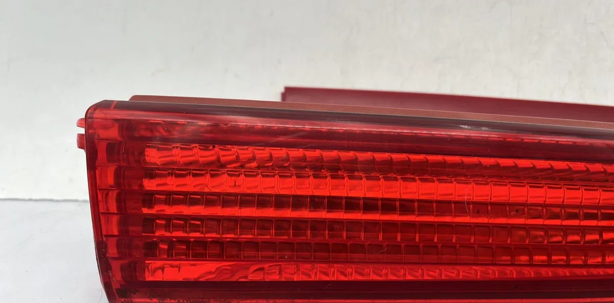 Feu arrière intérieur droit CITROEN C4 1 PHASE 2 occasion