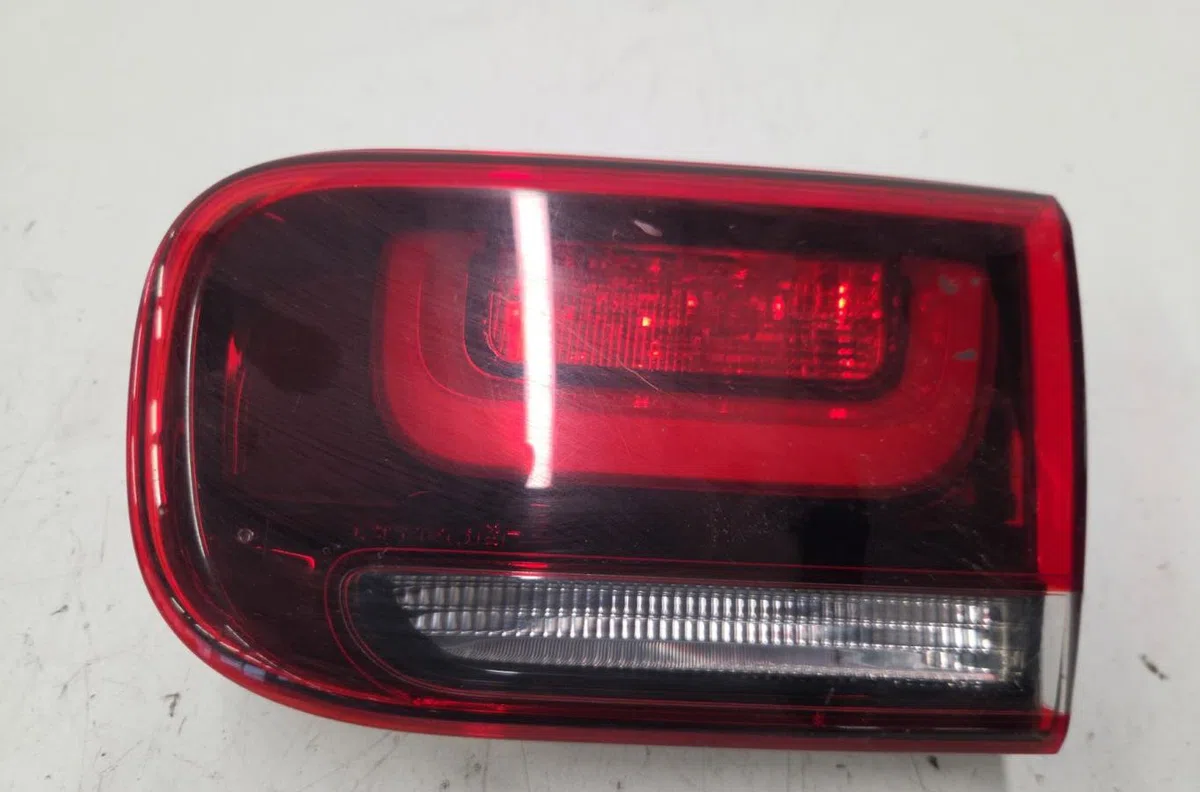 Feu arrière intérieur droit CITROEN C4 CACTUS occasion