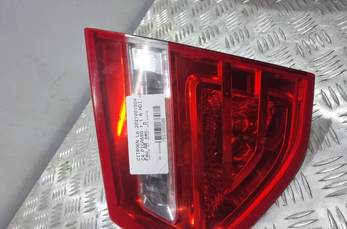 Feu arrière intérieur droit CITROEN C4 PICASSO 1 occasion