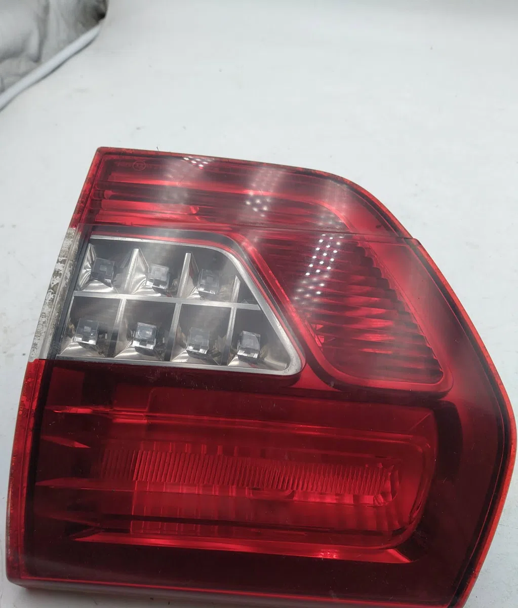 Feu arrière intérieur droit CITROEN C5 II occasion