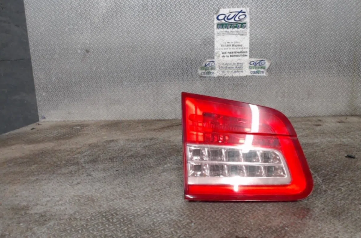 Feu arrière intérieur droit Citroen C5 III (RD_) 1.6 hdi 110 (2008) occasion