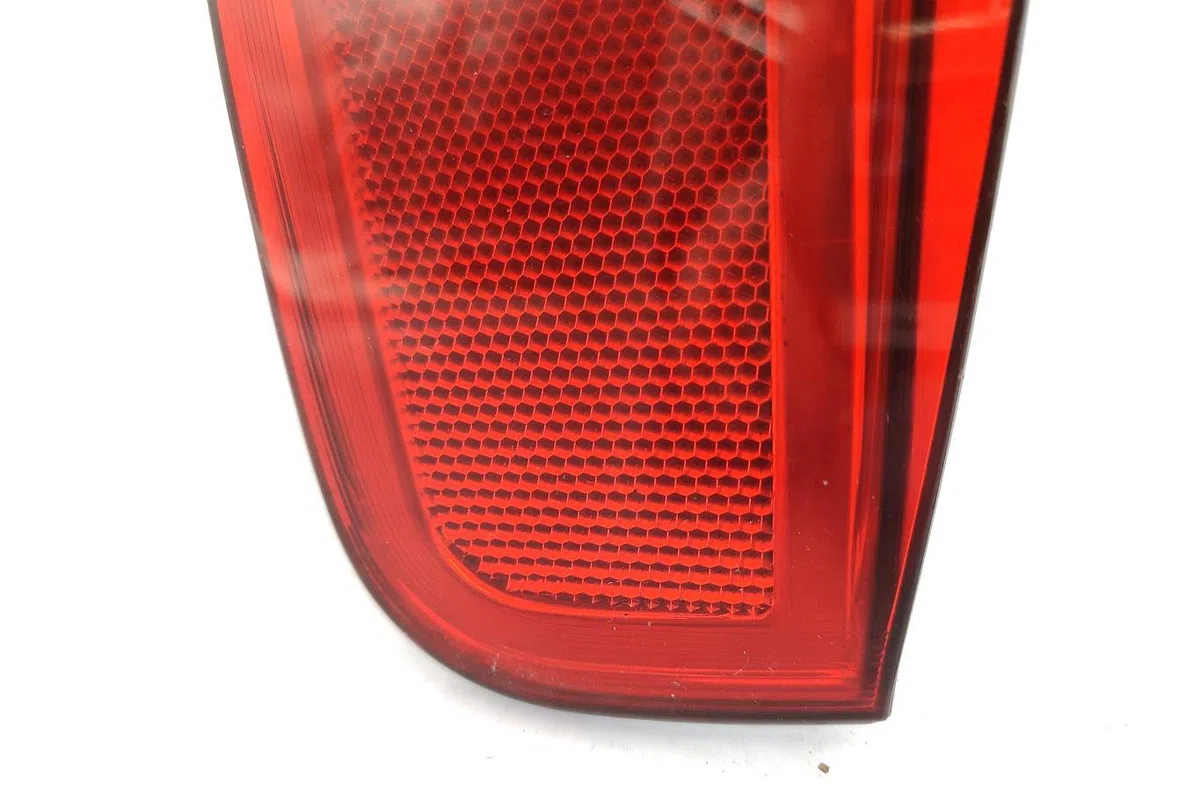 Feu arrière intérieur droit FIAT PUNTO 2 PHASE 2 occasion