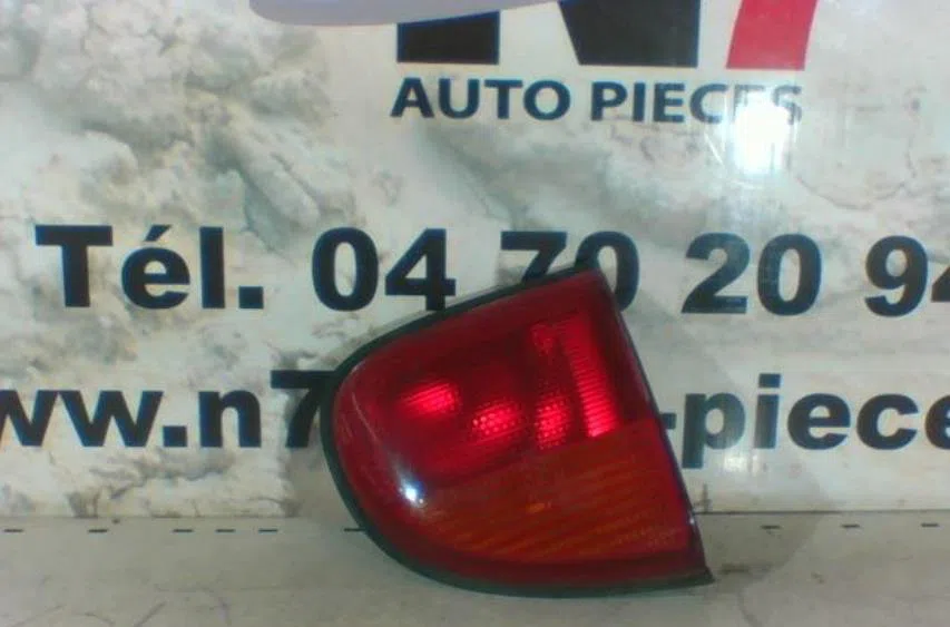 Feu arrière intérieur droit FORD ESCORT 3 occasion