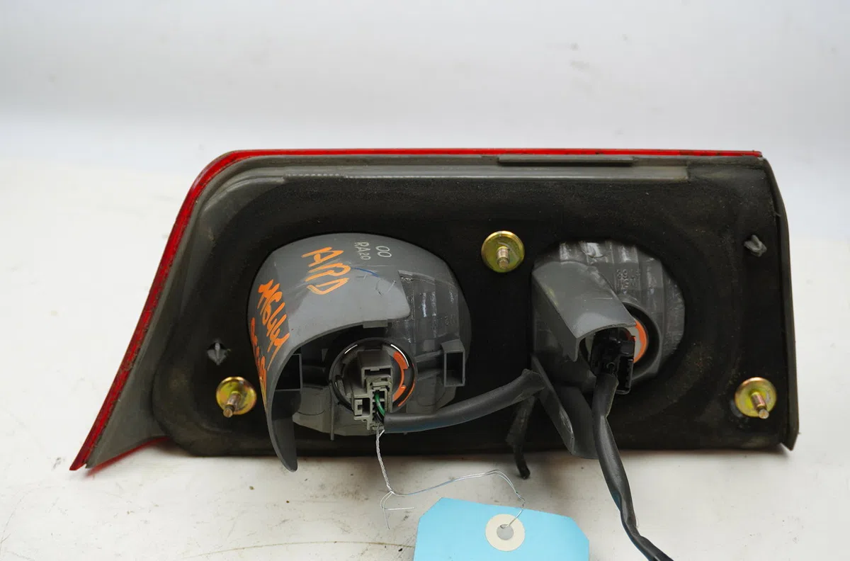Feu arrière intérieur droit Honda ACCORD VII (CL, CN) 2.2 i-ctdi (cn1) (2004-2008) occasion