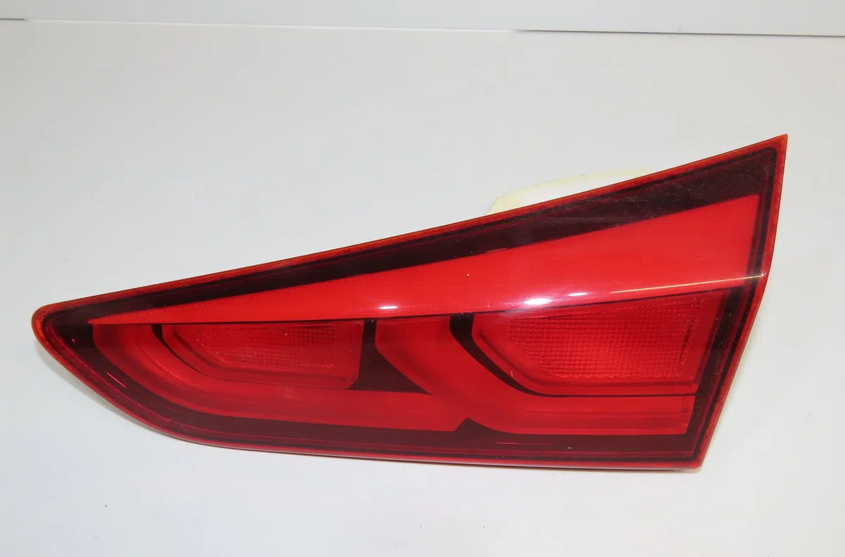 Feu arrière intérieur droit Hyundai I20 II (GB, IB) 1.1 crdi (2014) occasion
