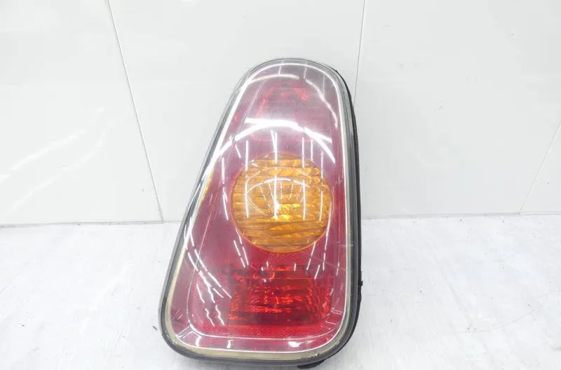 Feu arrière intérieur droit MINI MINI 1 R50-R53 PHASE 1 occasion