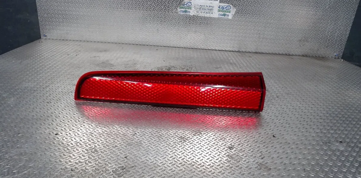Feu arrière intérieur droit Nissan NOTE (E11, NE11) 1.5 dci (2010-2012) occasion