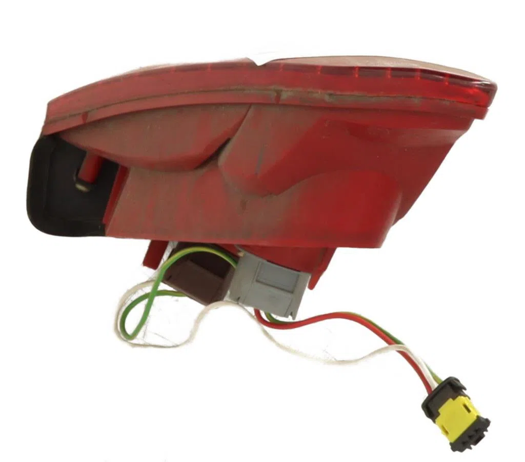 Feu arrière intérieur droit Peugeot 607 (9D, 9U) 2.2 hdi (2000-2006) occasion