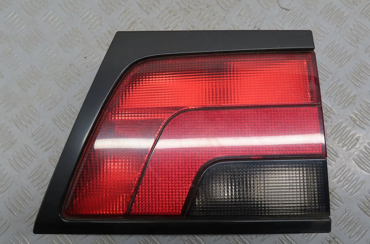 Feu arrière intérieur droit Peugeot 806 (221) 2.0 (1994-2002) occasion