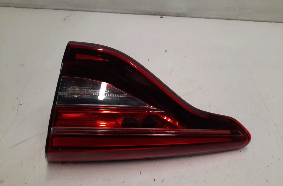 Feu arrière intérieur droit RENAULT CLIO 5 PHASE 1 occasion