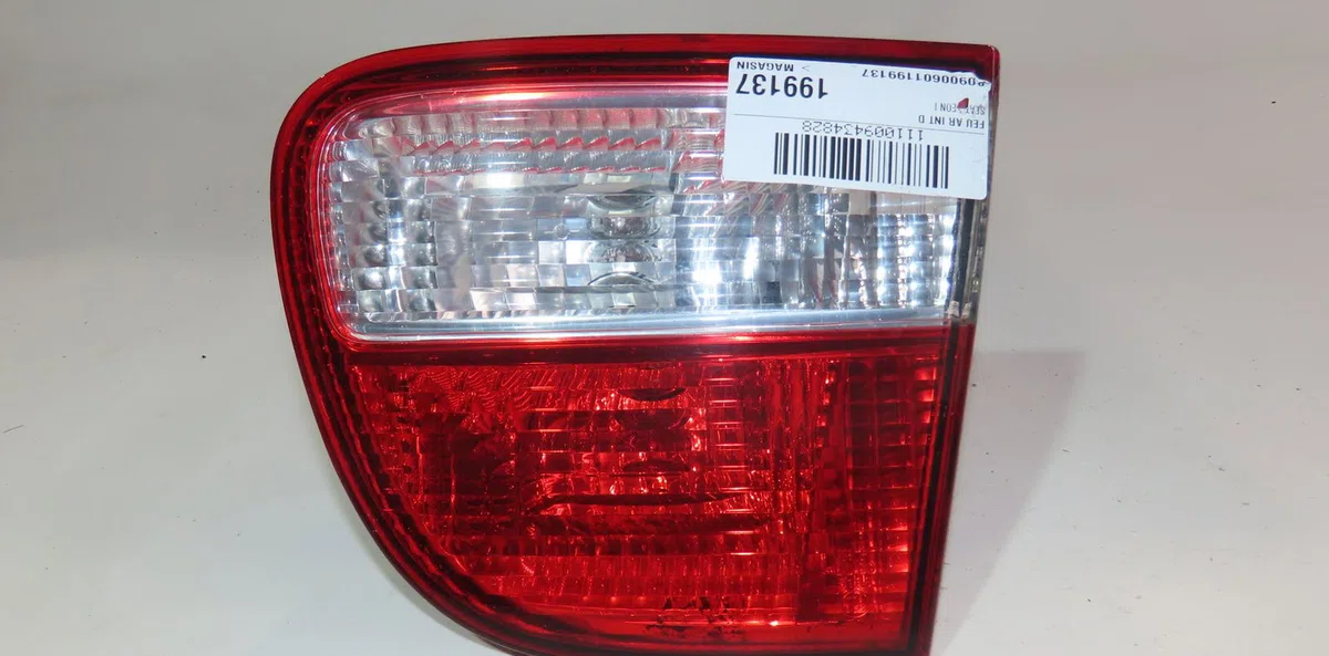 Feu arrière intérieur droit Seat LEON (1M1) 1.9 tdi (1999-2006) occasion