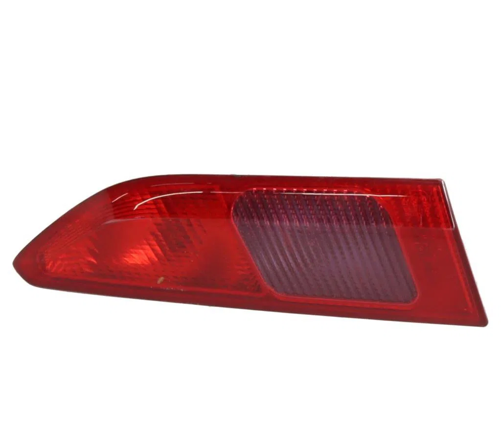 Feu arrière interieur gauche Alfa romeo 156 (932_) 1.8 16v t.spark (932.a3) (1997-2000) occasion