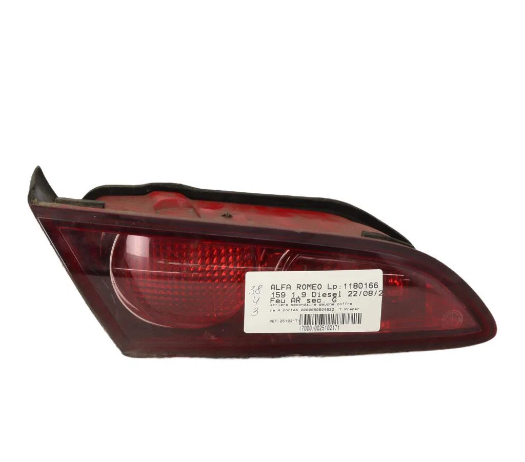 Feu arrière interieur gauche Alfa romeo 159 (939_) 1.9 jtdm 8v (939axe1b) (2005-2011) occasion