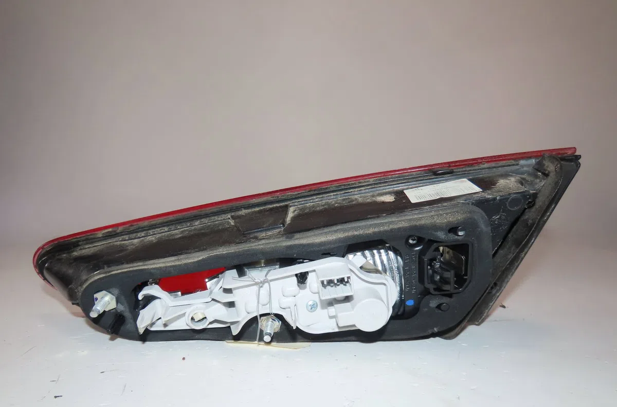 Feu arrière interieur gauche Alfa romeo GIULIETTA (940_) 2.0 jtdm (940.fxl1a) (2010-2020) occasion