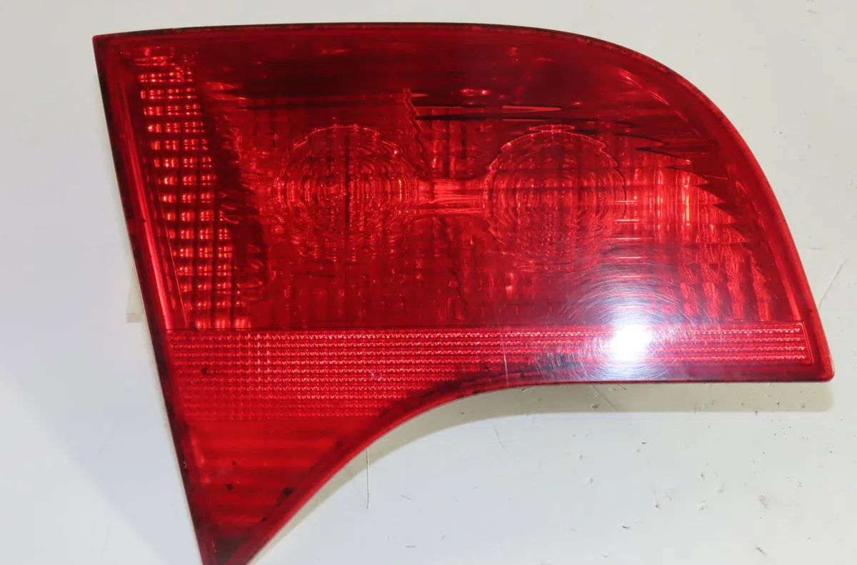 Feu arrière interieur gauche Audi A4 B7 Avant (8ED) 3.0 tdi quattro (2004-2008) occasion