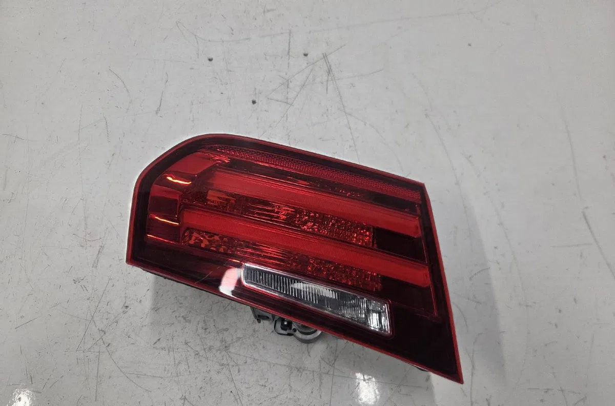 Feu arrière interieur gauche BMW SERIE 3 F31 TOURING PHASE 1 BREAK occasion