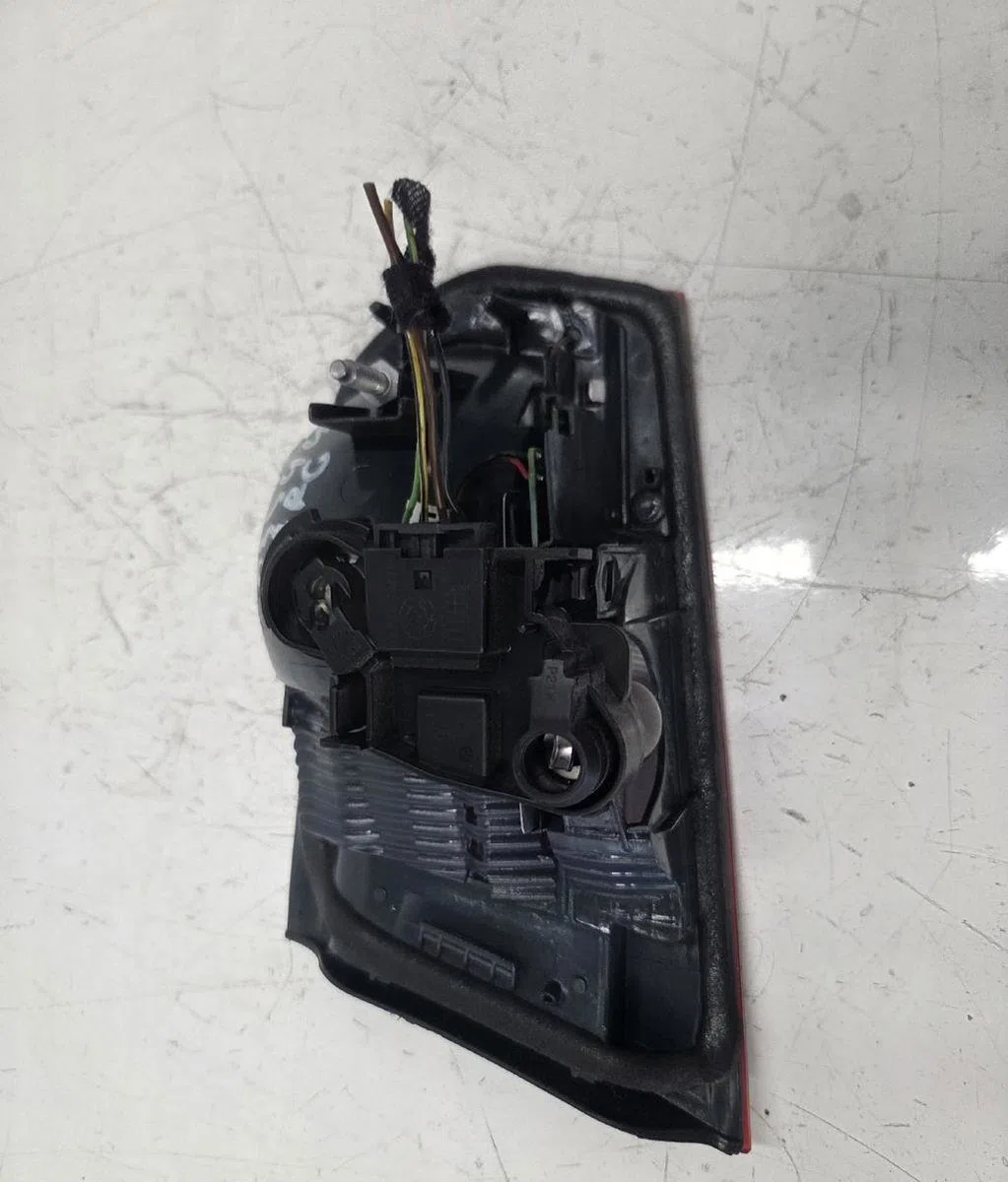 Feu arrière interieur gauche BMW SERIE 3 F31 TOURING PHASE 1 BREAK occasion