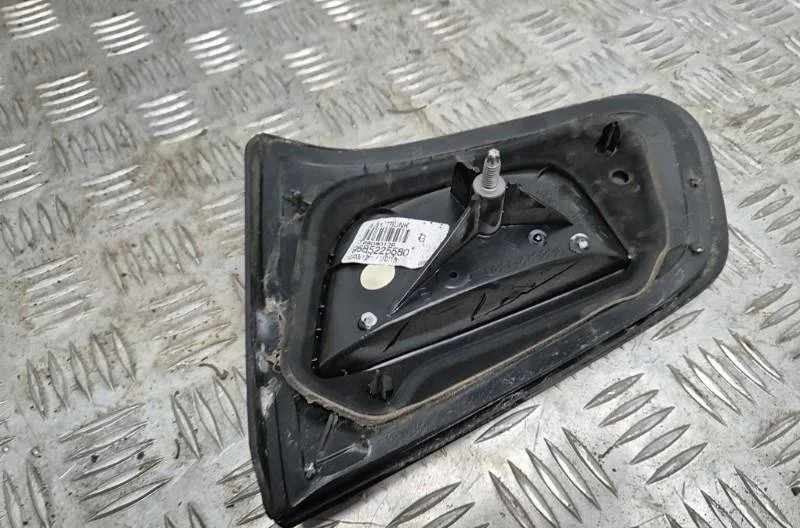 Feu arrière interieur gauche CITROEN C3 2 PHASE 1 occasion